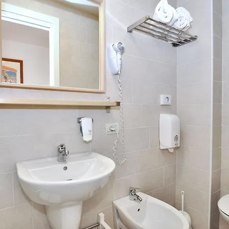 Nederland ホテル 3*