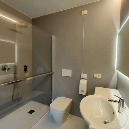 Nederland 3* カオルレ