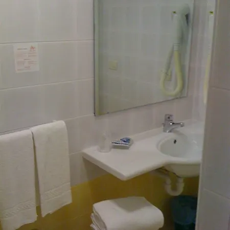 Nederland Otel