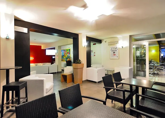 Отель Nederland 3*