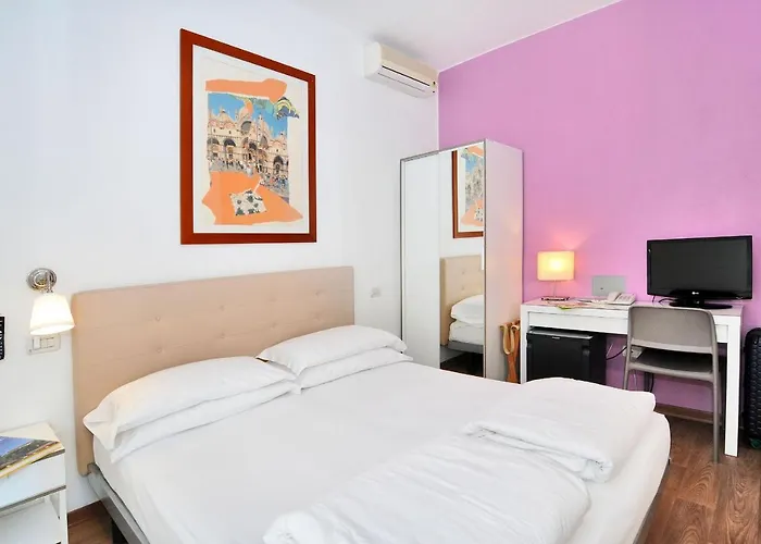 Отель Nederland