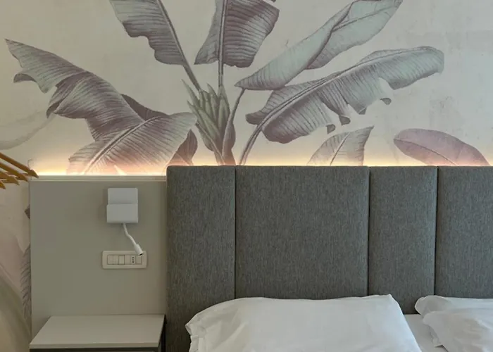 Отель Nederland