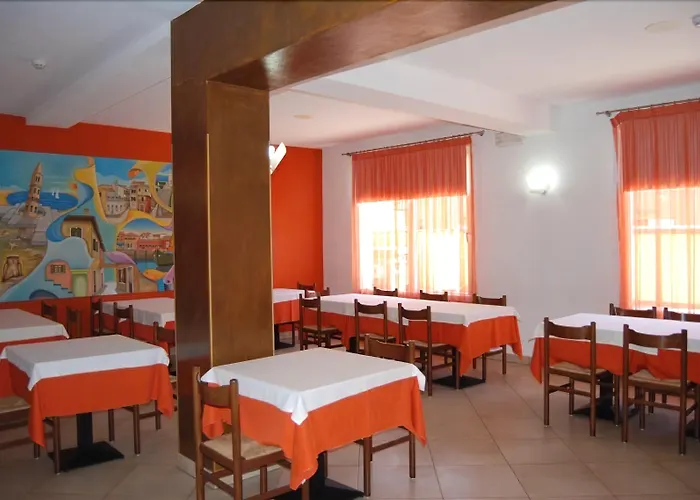 Отель Nederland 3*