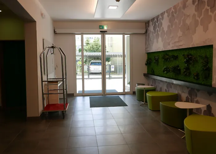 Отель Nederland Каорле