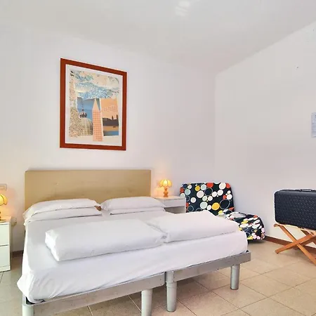 Hotel Nederland 3*